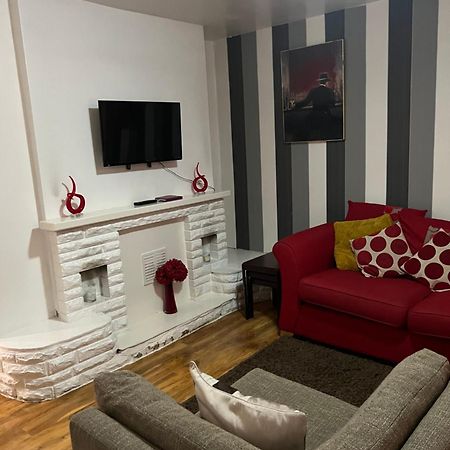 Rosewood Lodgings Special Offer For Student On Long Stay Manchester Eksteriør billede